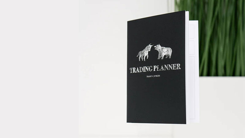 اگر دنبال خرید کتاب Trading Planner Trading Junkies فقط باید این بسته آموزشی را از سایت خریداری کنید. در کتاب Trading Planner Trading Junkies تمام الگوهای مهم تحلیل تکنیکال مثل الگوهای کلاسیک و کندل به شما آموزش داده شده است
